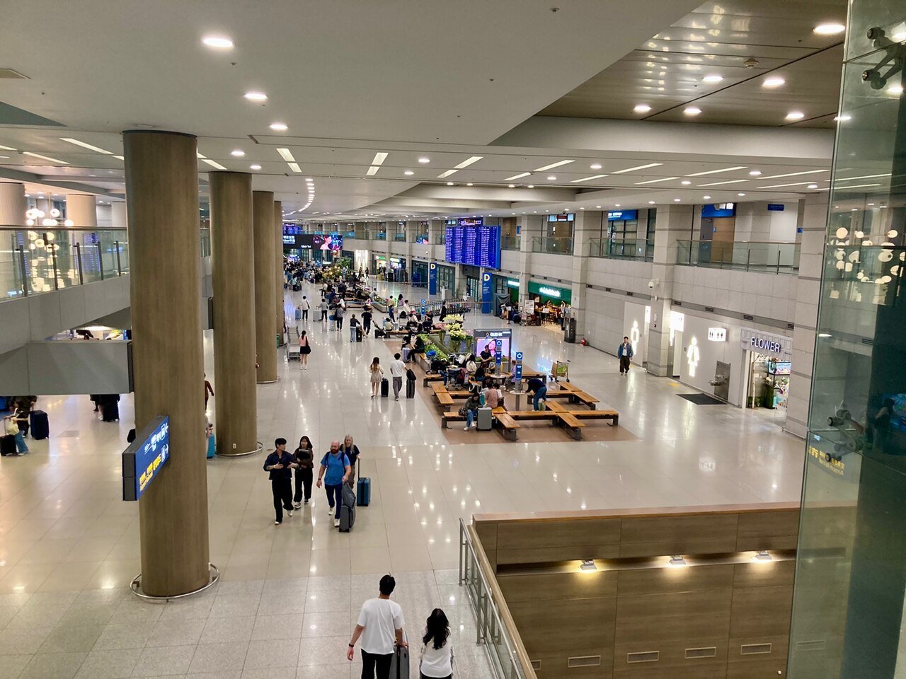 The arrivals hall at Incheon Airport Terminal 1
