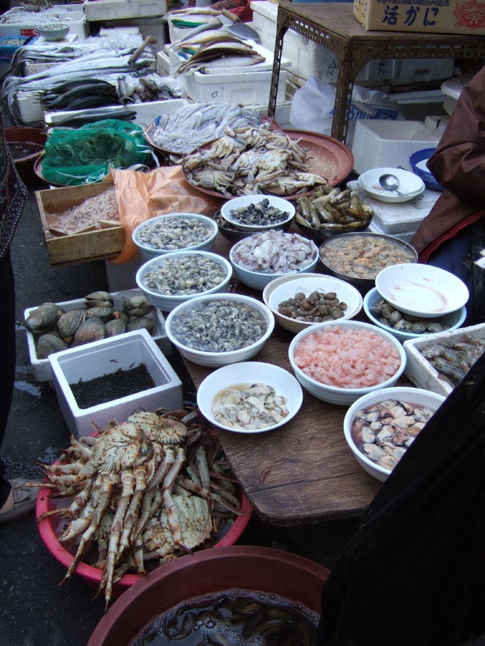 A seafood stall at a traditional market in Seoul