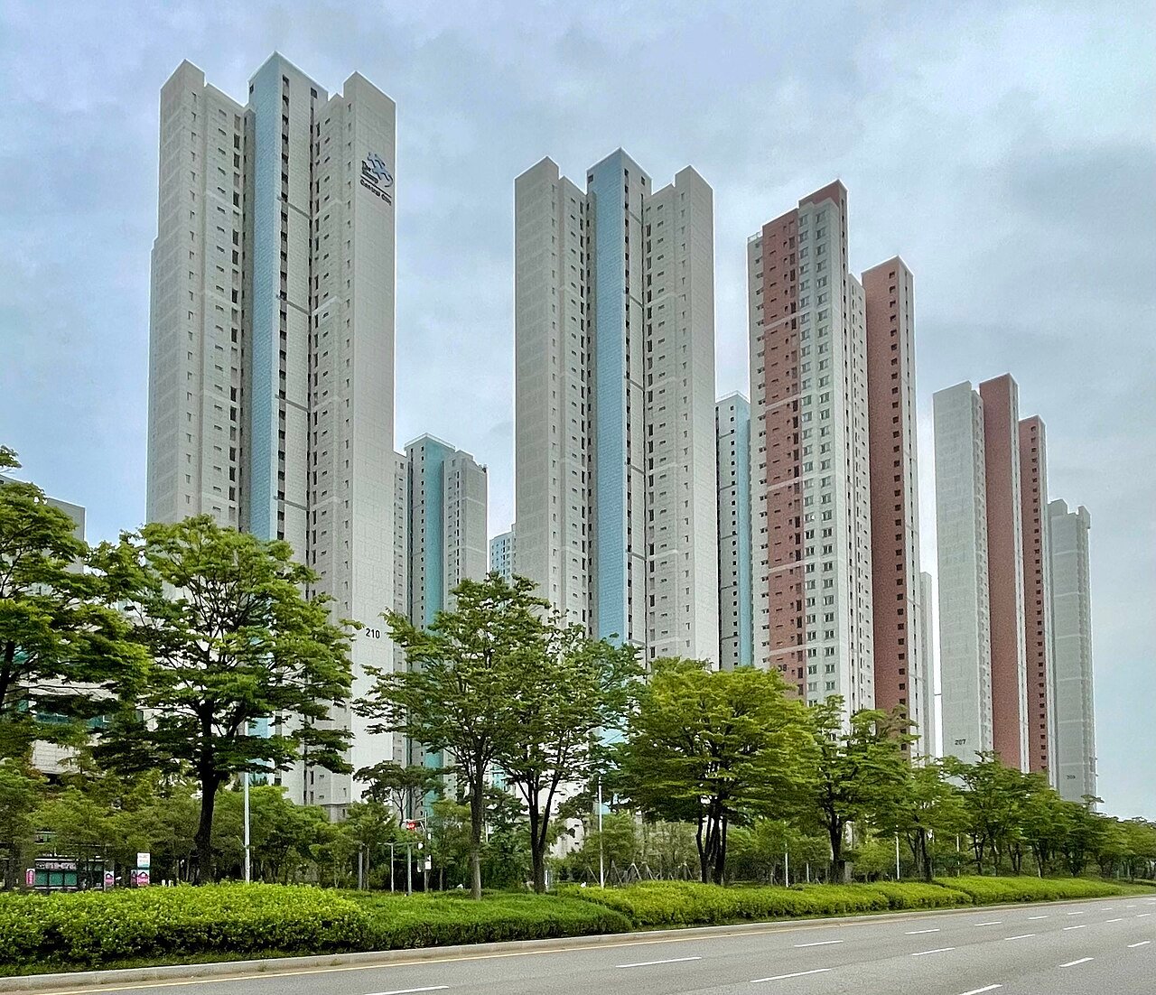High-rise apartment towers in Songdo, Incheon